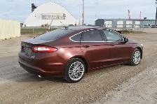 2016 Ford Fusion SE - Photo 3