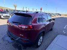2016 Jeep Cherokee North 4WD | Comfort/Convenience | Cold Weathe - Photo 8