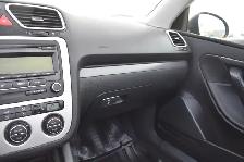 2007 Volkswagen Eos 2.0T w/ Luxury Pkg. - Photo 13