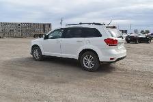 2018 Dodge Journey SXT AWD - Photo 2