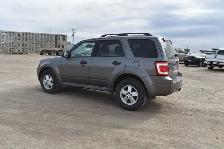 2009 Ford Escape XLT - Photo 2