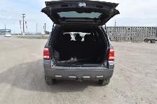 2009 Ford Escape XLT - Photo 18