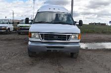 2004 Ford Econoline E-350 Super Duty - Photo 5