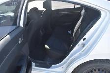 2017 Hyundai Elantra - Photo 15