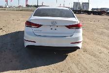2017 Hyundai Elantra - Photo 16