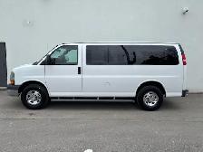 2011 Chevrolet Express Passenger 3500 12 PASSENGER-SLIDING DOO - Photo 2