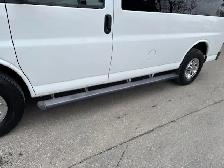 2011 Chevrolet Express Passenger 3500 12 PASSENGER-SLIDING DOO - Photo 19