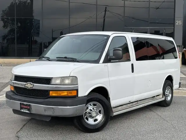 2012 Chevrolet Express Passenger 3500 12 PASSENGER-ONLY 120KM-8