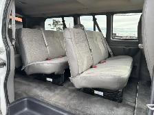 2012 Chevrolet Express Passenger 3500 12 PASSENGER-ONLY 120KM-8 - Photo 12