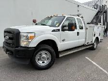2011 Ford Super Duty F-350 SRW 4WD 6.7L DIESEL-UTILITY BOX-WAL