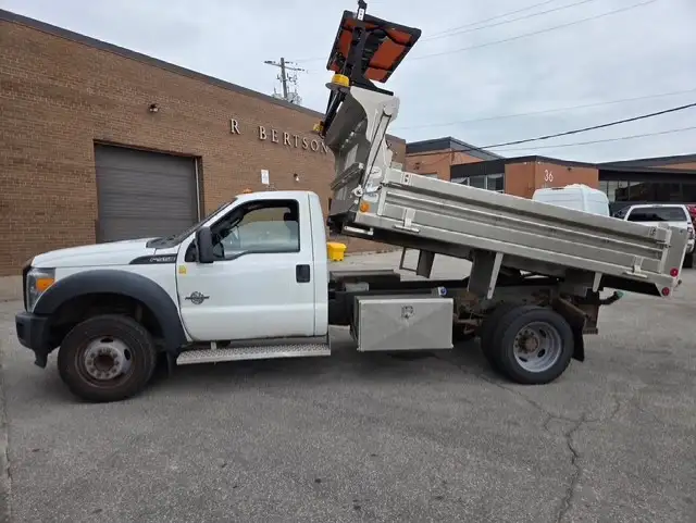 2014 Ford Super Duty F-550 DRW 6.7L POWER STROKE DIESEL-ALUMINUM