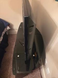 Panasonic TV and glass stand - Photo 4