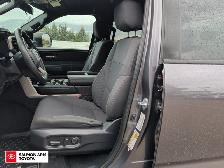2025 Toyota Tundra SR SR 4x4, NO ACCIDENTS, NEAR NEW BRAKES,... - Photo 6