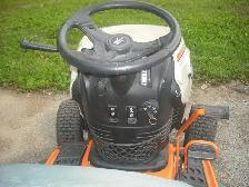 TRACTEUR À GAZON - Photo 7