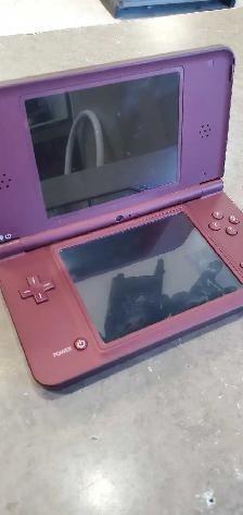 Nintendo DSi XL Burgundy