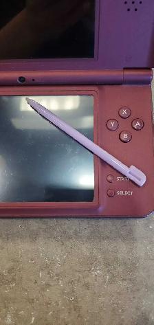 Nintendo DSi XL Burgundy - Photo 2