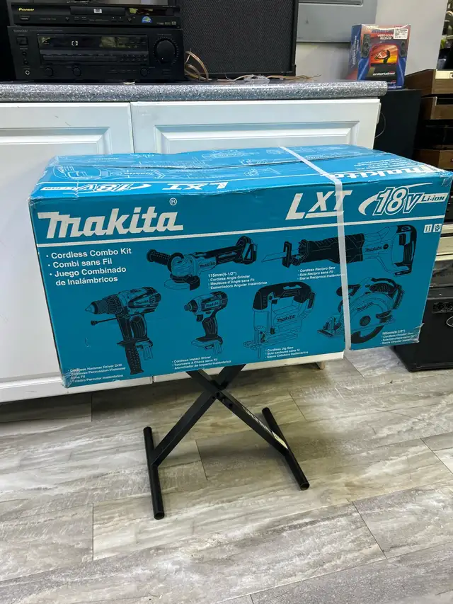 Makita Cordless 18 volt Li-ion Combo Kit BNIB