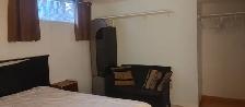 Furnished bedroom for rent in Gatineau - Photo 2