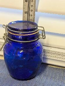 4 1/2 inch cobalt blue jar with click seal