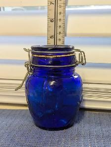 4 1/2 inch cobalt blue jar with click seal - Photo 4