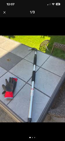 Eavestrough cleaner