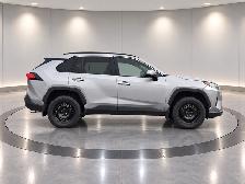 2025 TOYOTA RAV4 LE AWD HYBRIDE - Photo 3