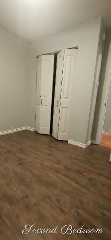 Clean, Spacious, 3 Bed & 1 Bath Main Floor Suite | $1,800/mth - Photo 7