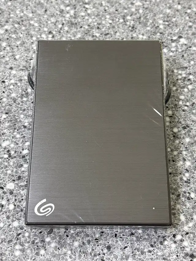 Seagate one touch 2TB Storage drive