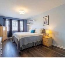 Bright End-Unit Townhome in Seabreeze — 3 Bed / 3 Bath - Photo 9