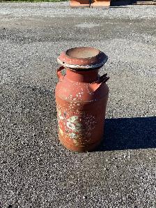 Milk Can - Photo 3