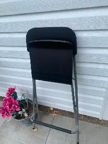 Two bar height chairs - Photo 4