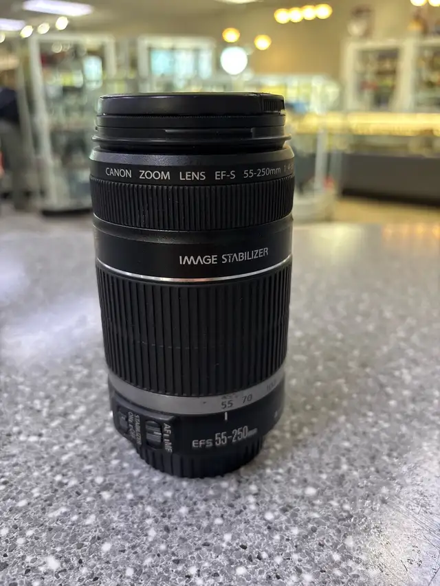 Canon 55-250 EFS IS Lens 4-5.6