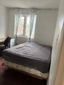second floor 1 room for rent - Photo 3