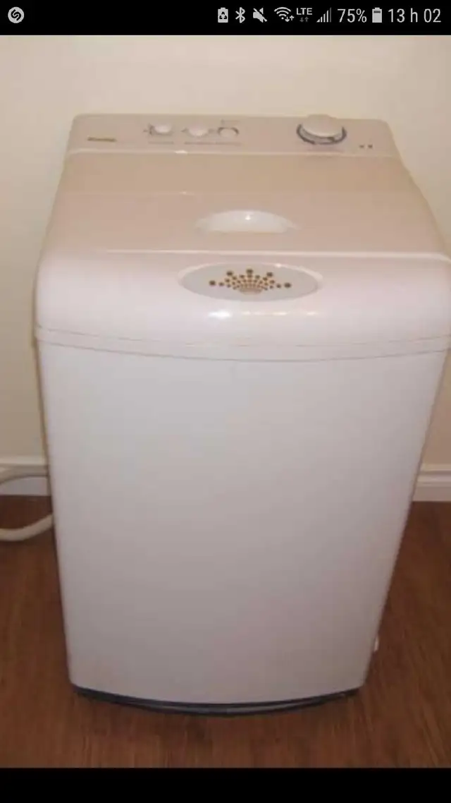 Mini laveuse Danby blanche
