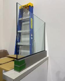 Glass Shower Doors - Photo 3