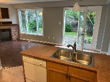 BEAUTIFUL WEST ANCASTER SEMI DETACHED HOME FOR RENT - Photo 7
