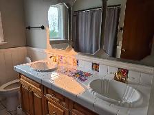Beautiful 5 bedroom Acreage for rent Camden Lane Cochrane North - Photo 7