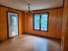Beautiful 5 bedroom Acreage for rent Camden Lane Cochrane North - Photo 9
