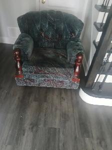 Free chair- Must pick up before Oct. 10