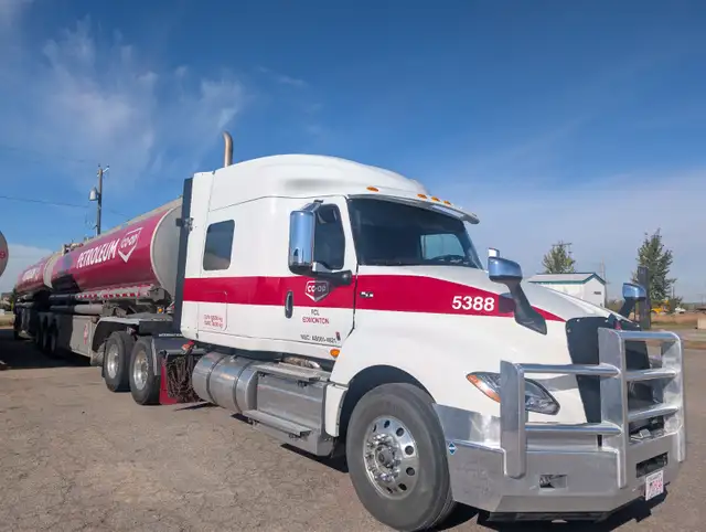 EXPERIENCED FUEL HAULER