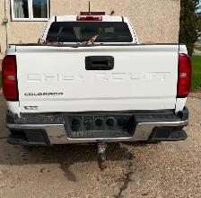 2022 Chevrolet Colorado - Photo 2