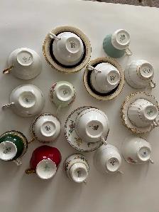 Vintage mix & match orphan tea cups - Photo 3