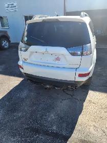 2012 Mitsubishi Outlander 4x4 - Photo 2
