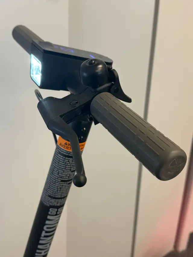 Phantom GOGO A10 Electric Scooter — Refurbished
