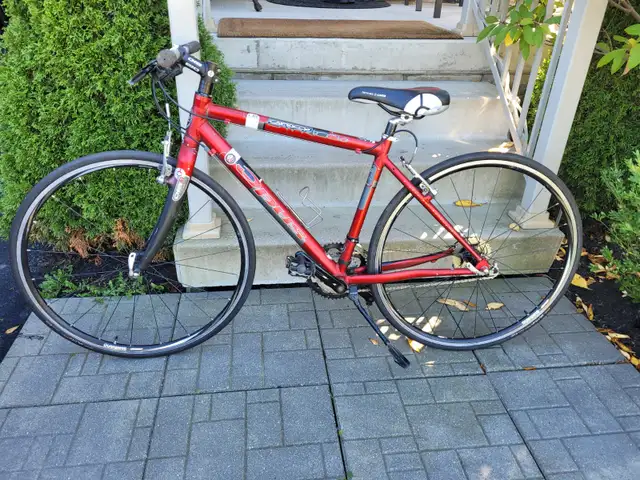 Opus Capriccio Hybrid Bike