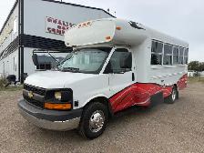2008 Chevrolet Express  20 passenger bus