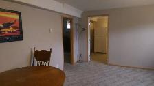 Bedroom for rent in city of Brooks - Photo 3