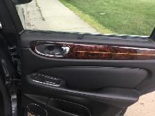Jaguar Vanden Plas XJ8 - Photo 9