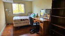 FURNISHED ROOMS FOR FEMALE POST-GRAD STUDENTS  -FOOTHILLS HOSPTL - Photo 4