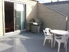 FURNISHED ROOMS FOR FEMALE POST-GRAD STUDENTS  -FOOTHILLS HOSPTL - Photo 9